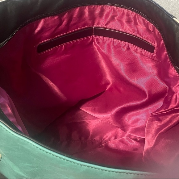 𝅺s-q vegan convertible crossbody shoulder bag in excellent condition - Picture 8 of 9